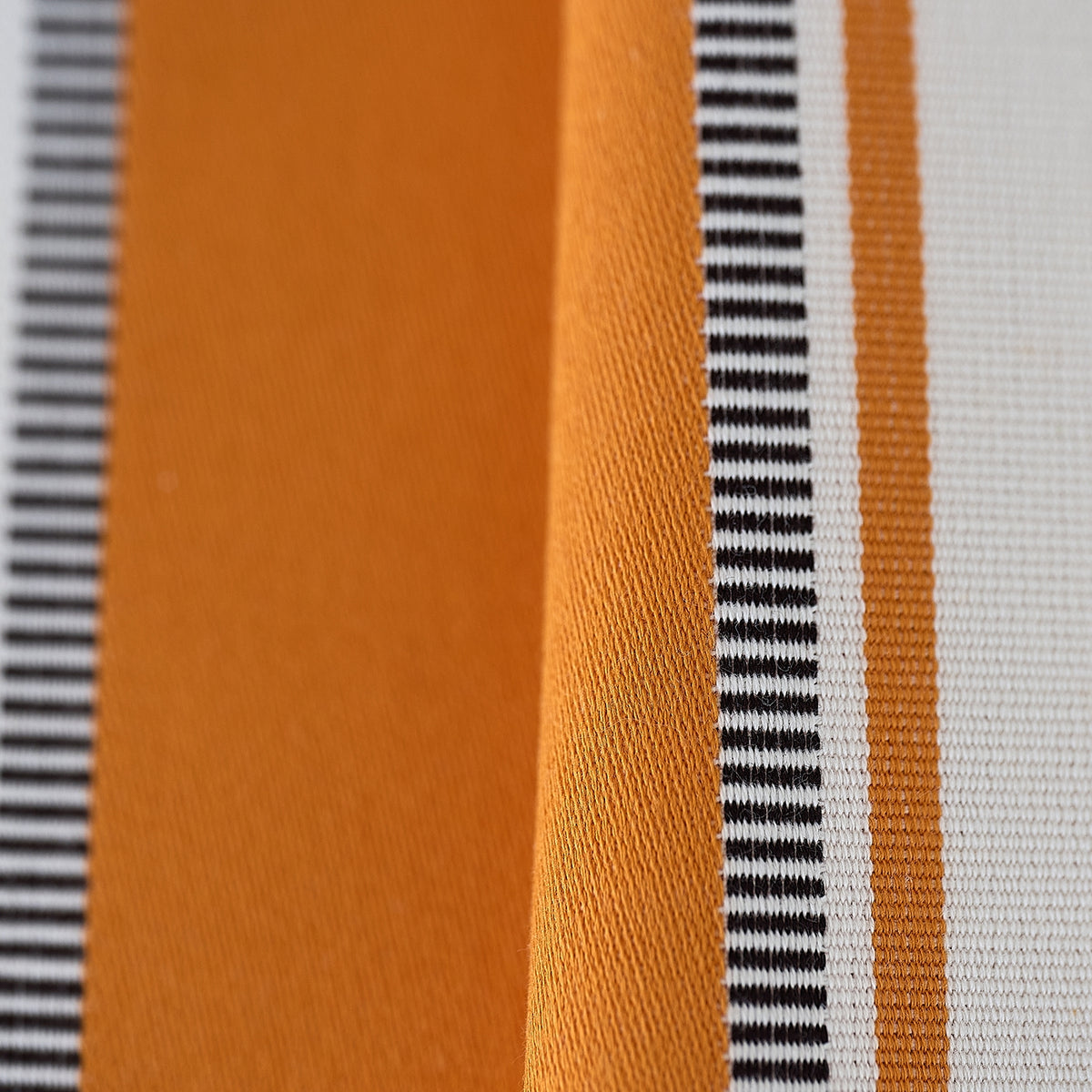 MILA – coloris Orange