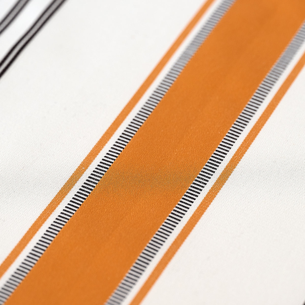 MILA – coloris Orange
