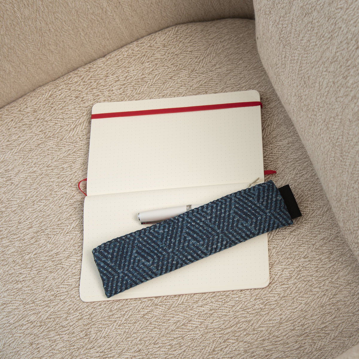 PAPYRUS – coloris Bleu de saxe