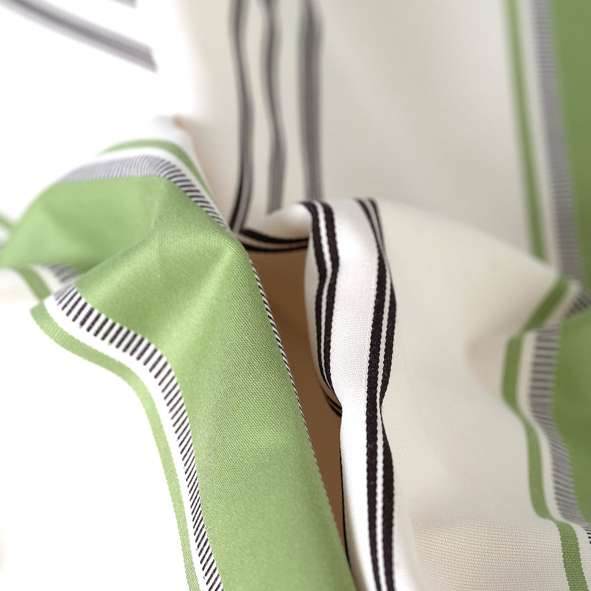 MILA – coloris Vert amande