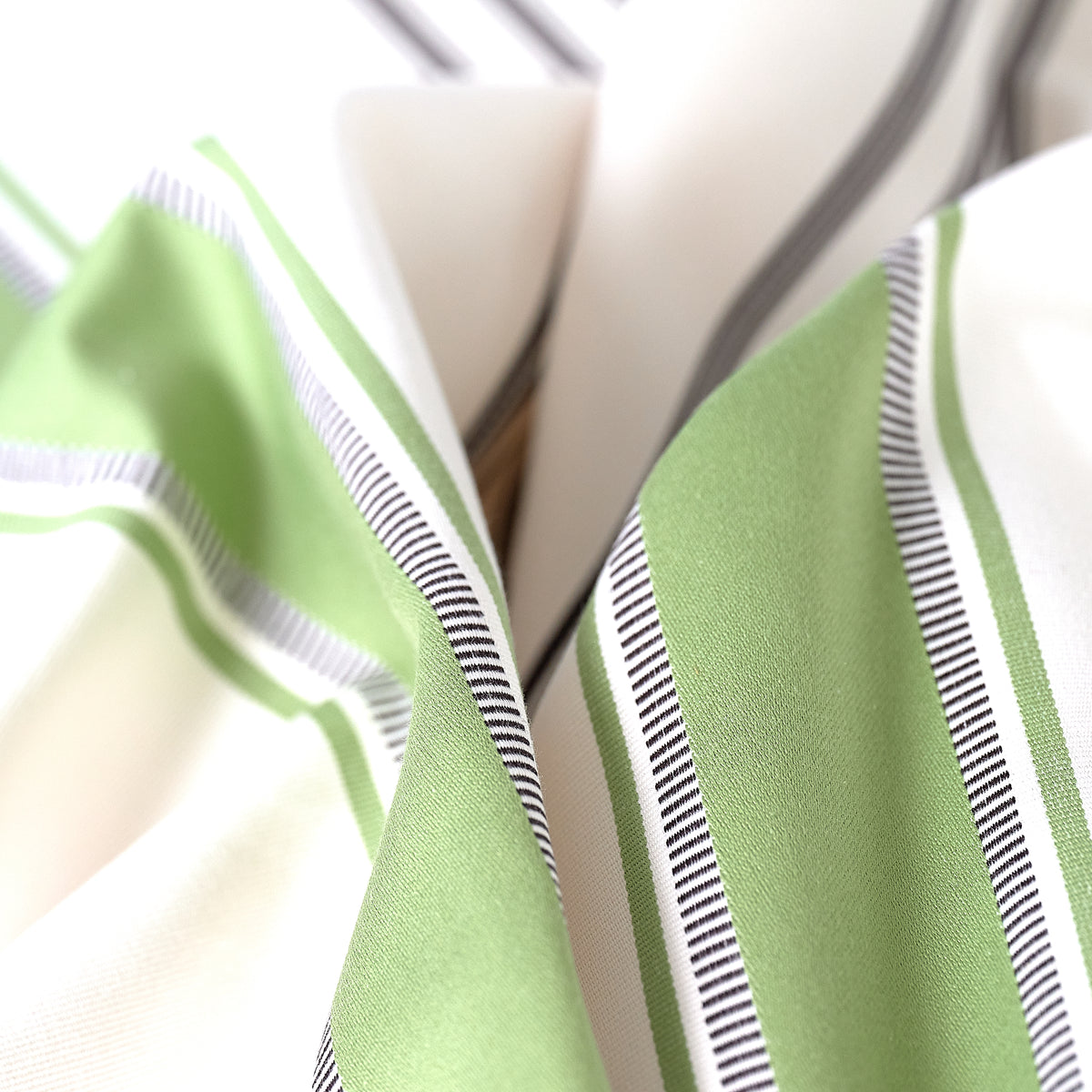 MILA – coloris Vert amande